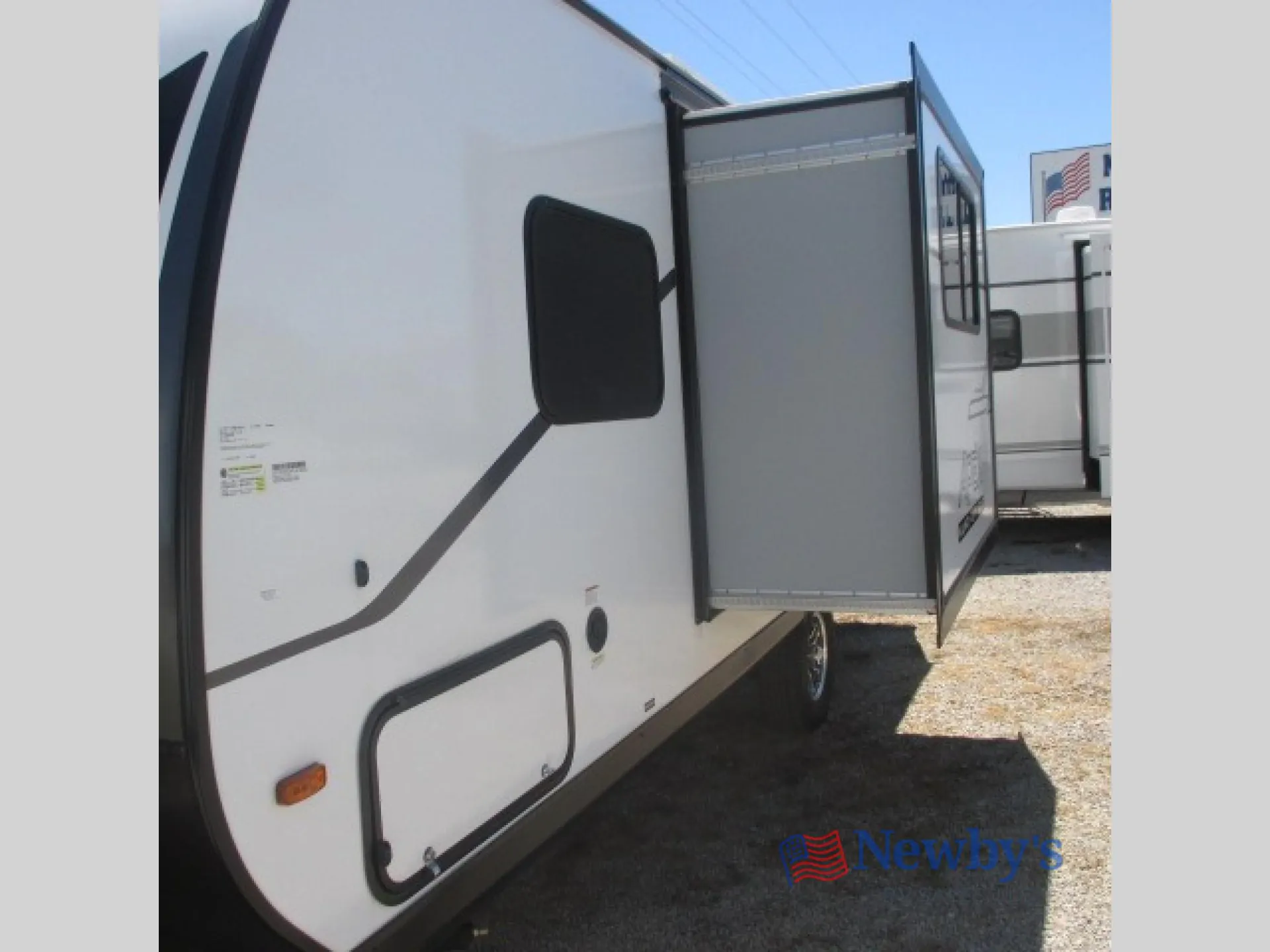 2026 Coachmen Apex Nano 190RBS - Photo 3