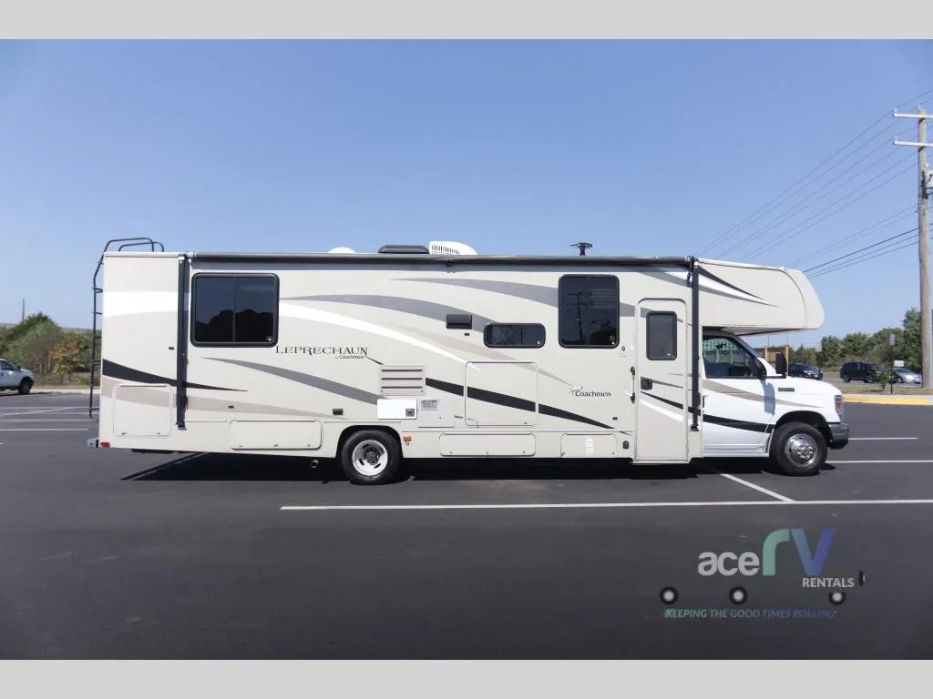 2018 Coachmen Leprechaun 319MB - Photo 3