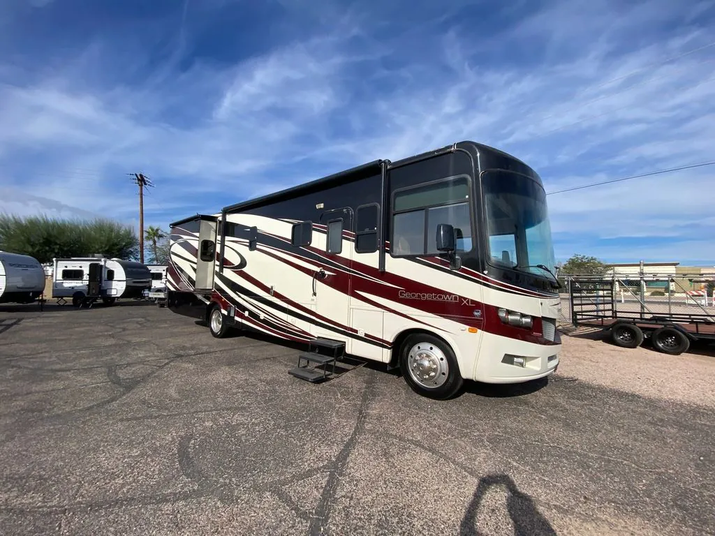 2013 Forest River Georgetown XL 360DS - Photo 2