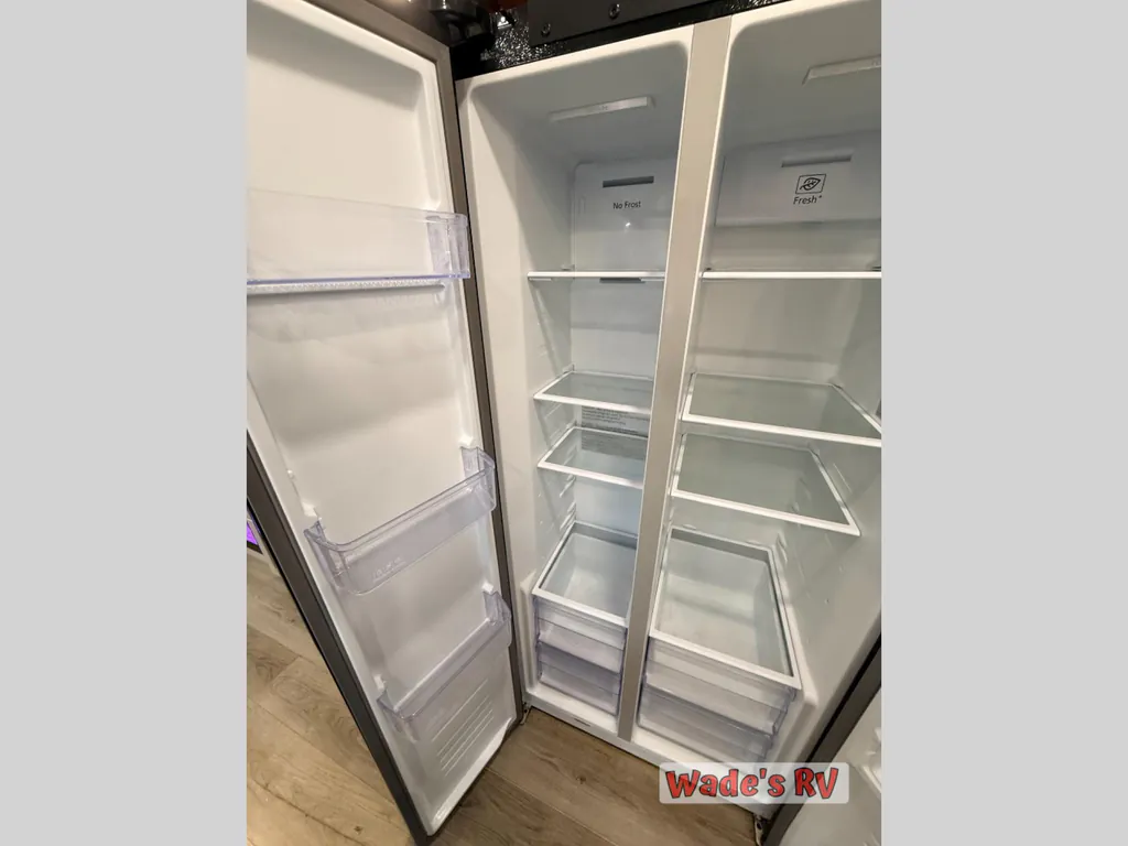 2025 Brinkley Model Z 3610, Photos photo 32