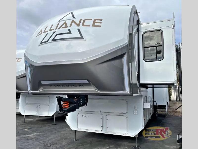 2025 Alliance RV Paradigm 375RD - Photo 4