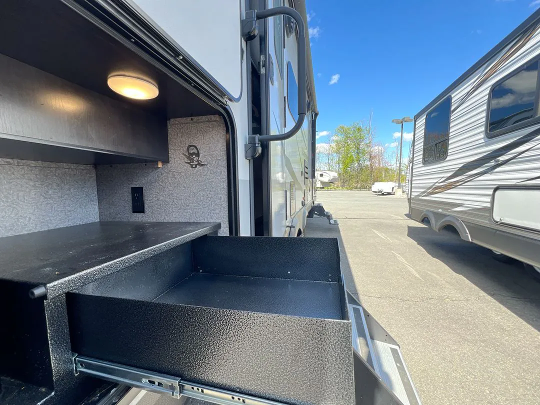 2022 Jayco White Hawk 27RB - Photo 3
