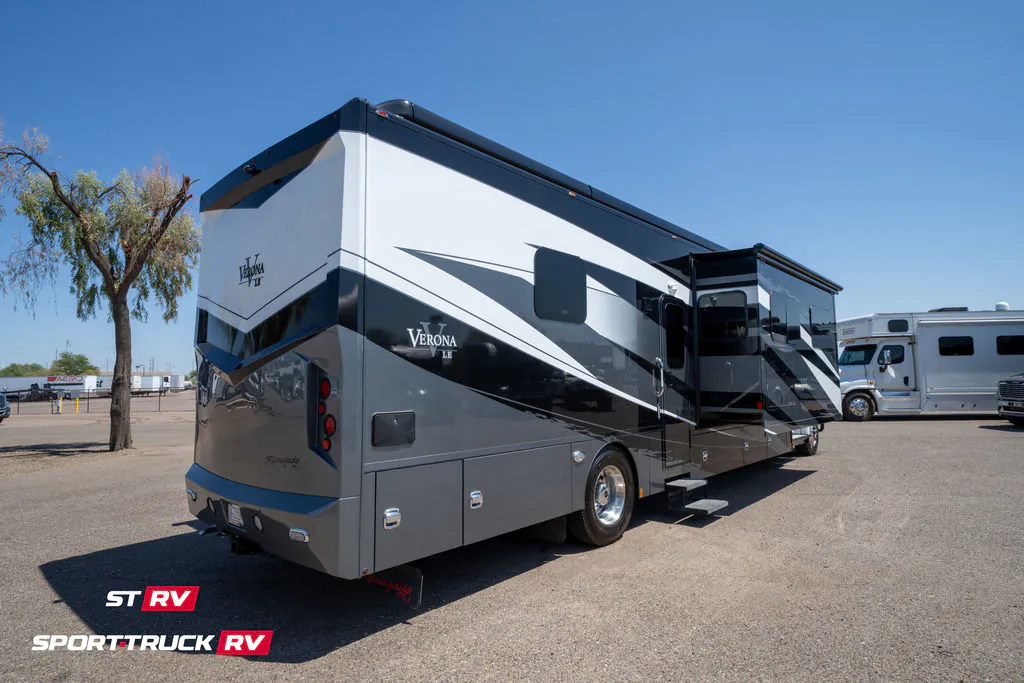 2023 Renegade RV Verona LE 40LRB - Photo 4