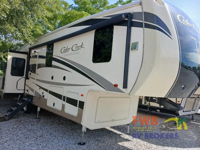 2018 Forest River Cedar Creek Champagne Edition 38EL - Photo 3