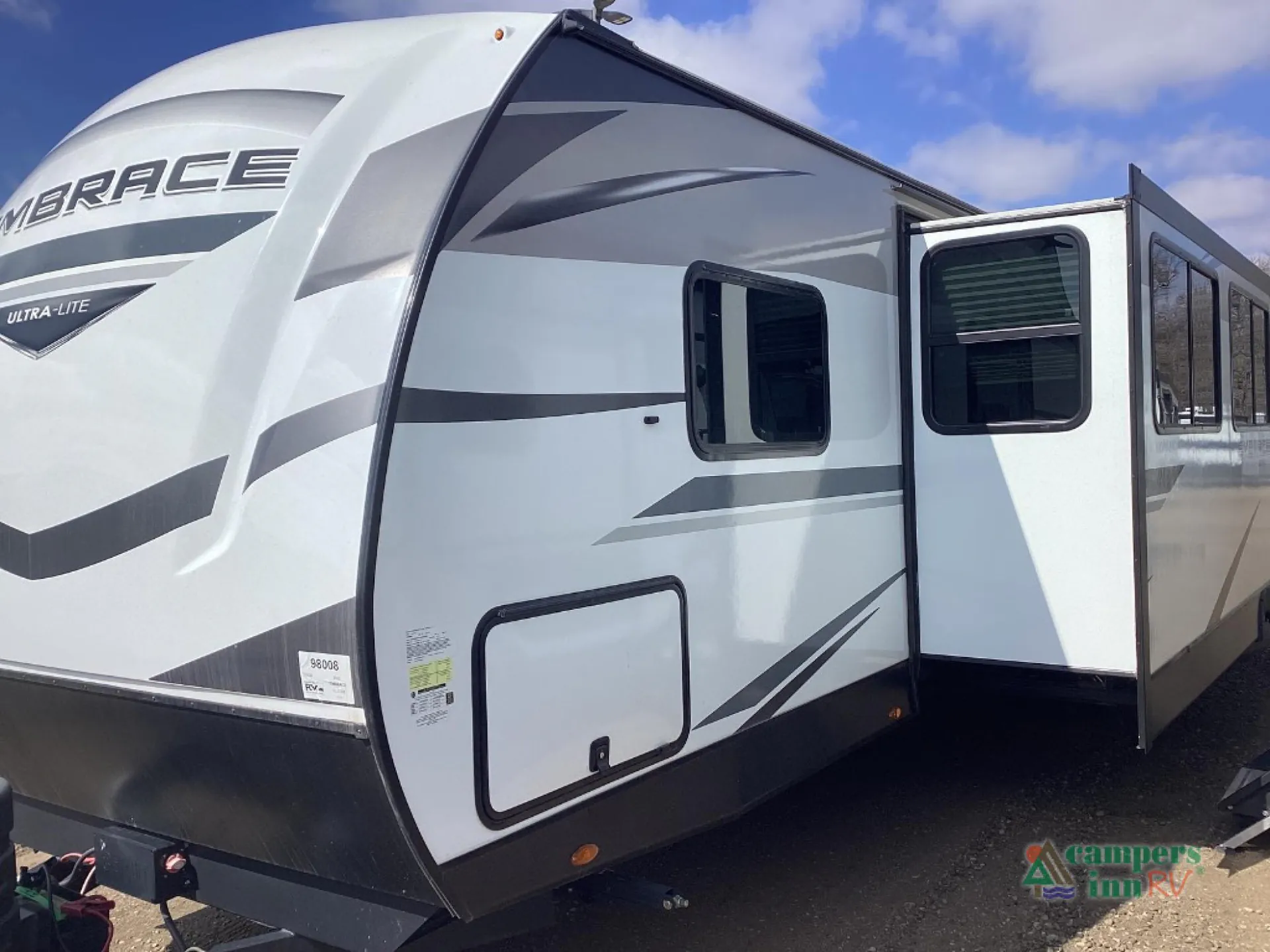 2025 Cruiser RV Embrace 32BH - Photo 4