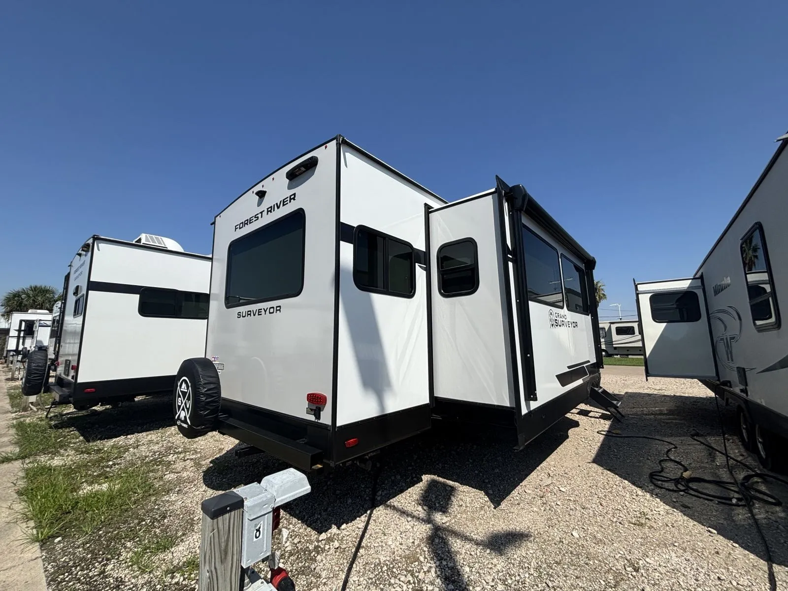 2026 Forest River Grand Surveyor 305RLBS - Photo 3