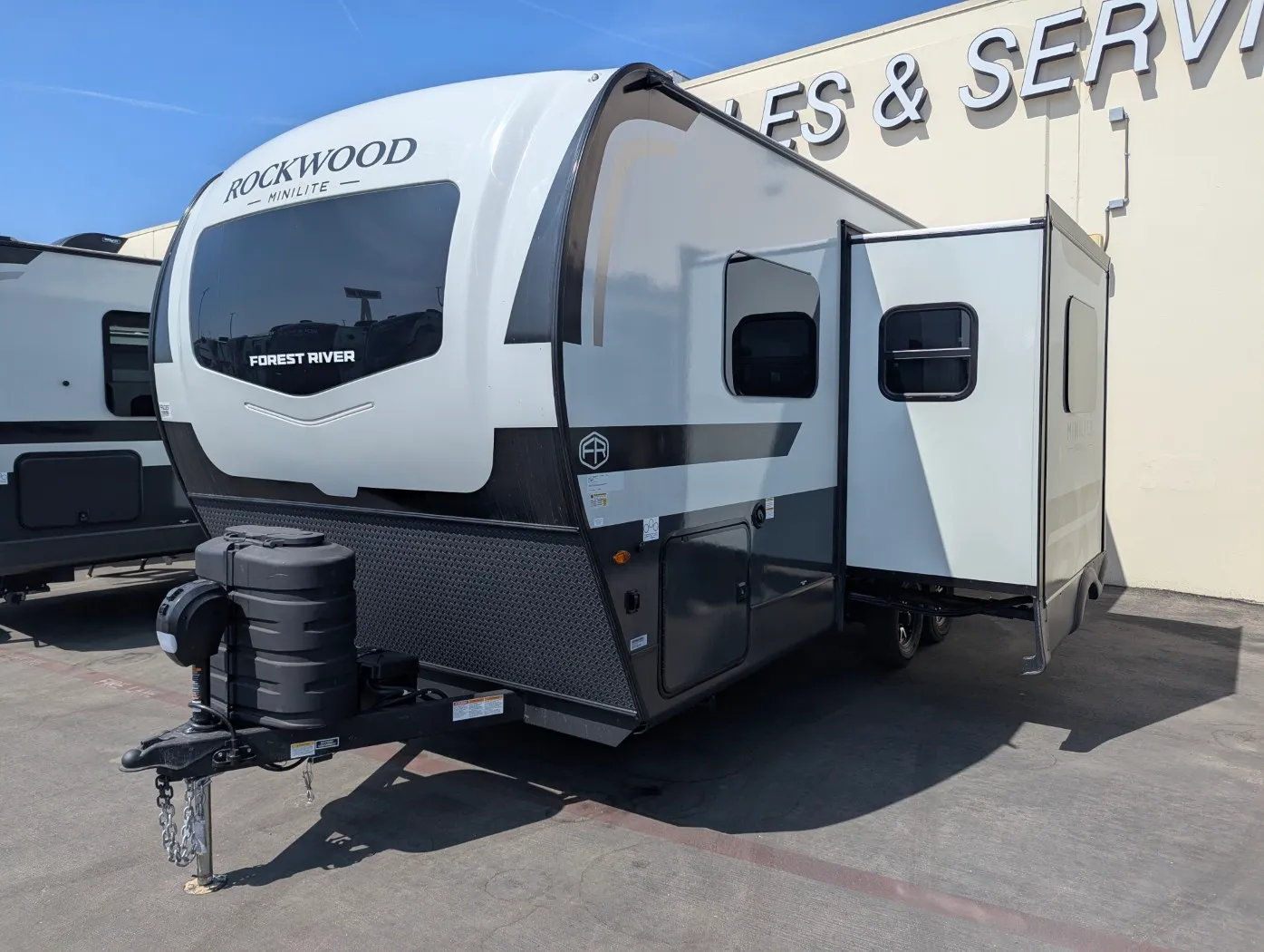 2026 Forest River Rockwood Mini Lite 2205S - Photo 4
