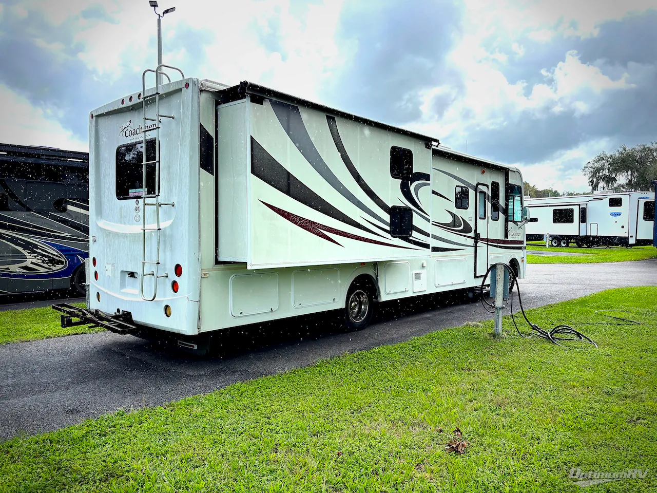2012 Coachmen Mirada 34BH - Photo 3
