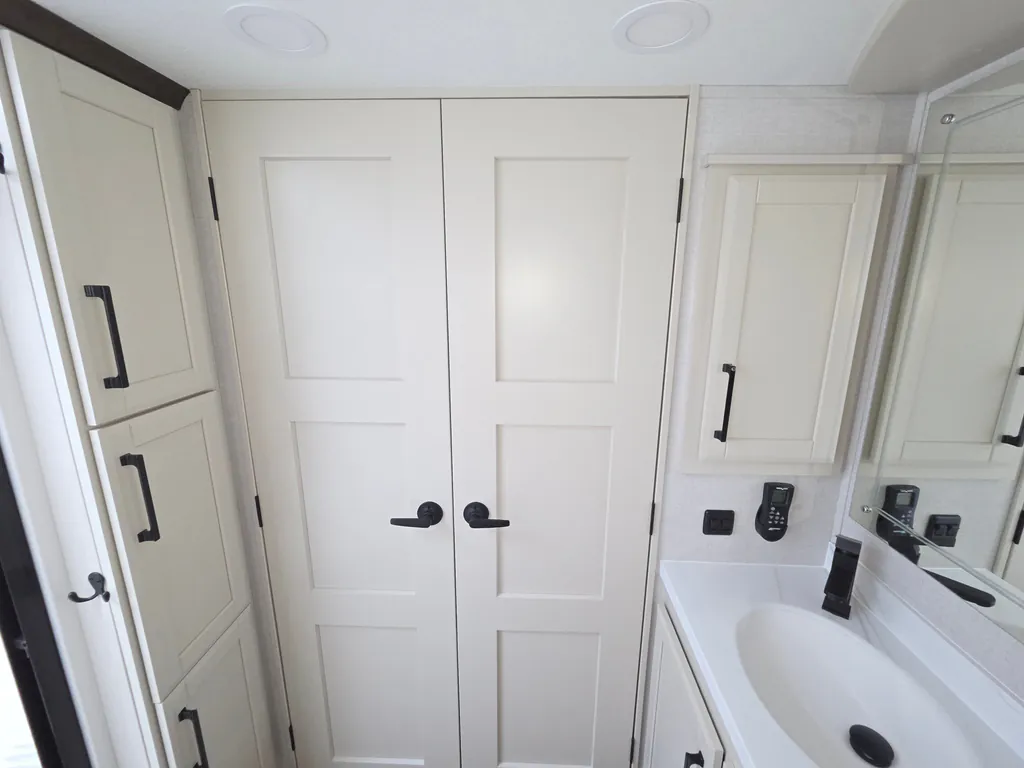 2026 Forest River Riverstone Legacy 43BFC, Photos photo 51