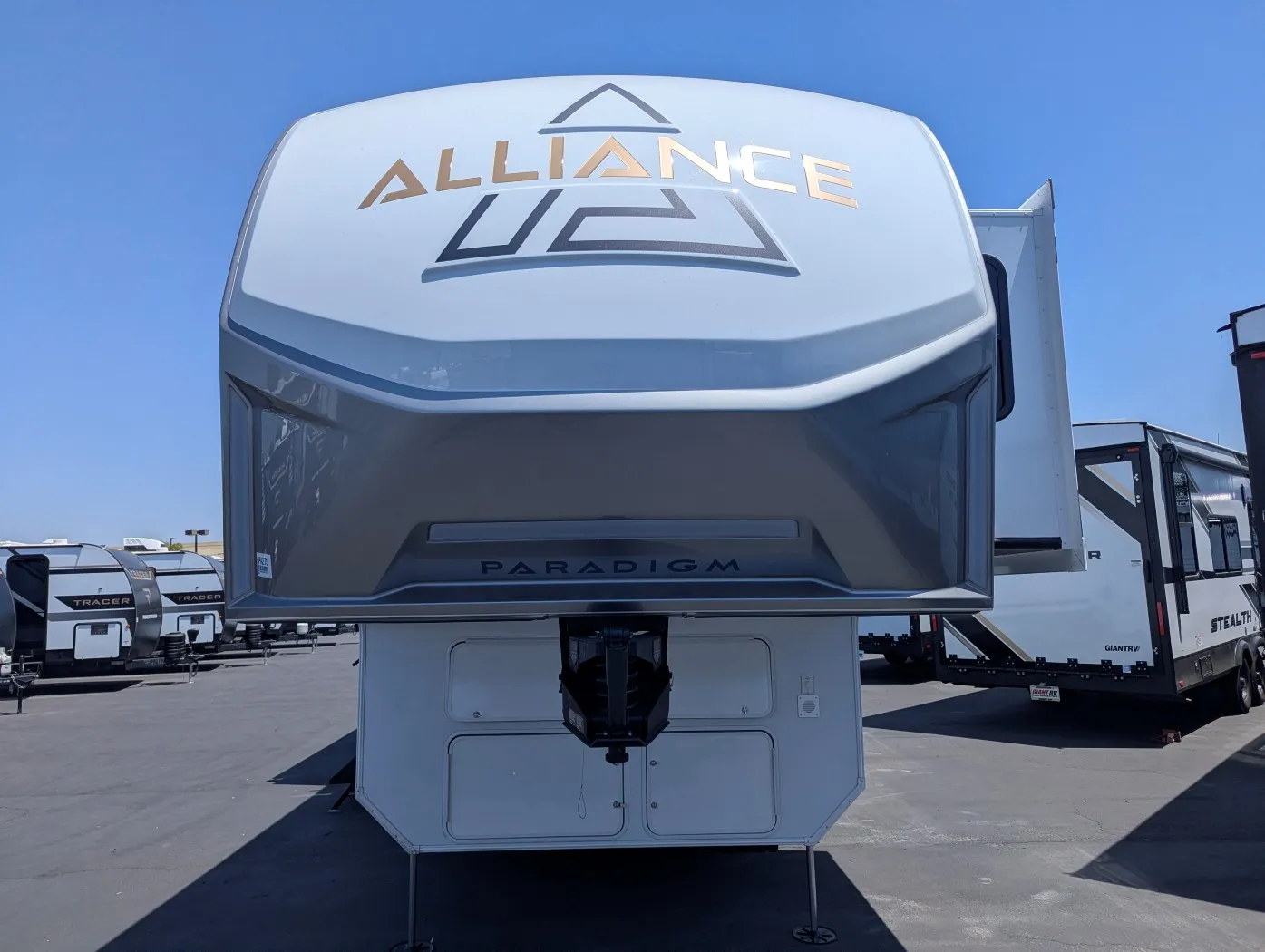 2026 Alliance RV Paradigm 310RL - Photo 3