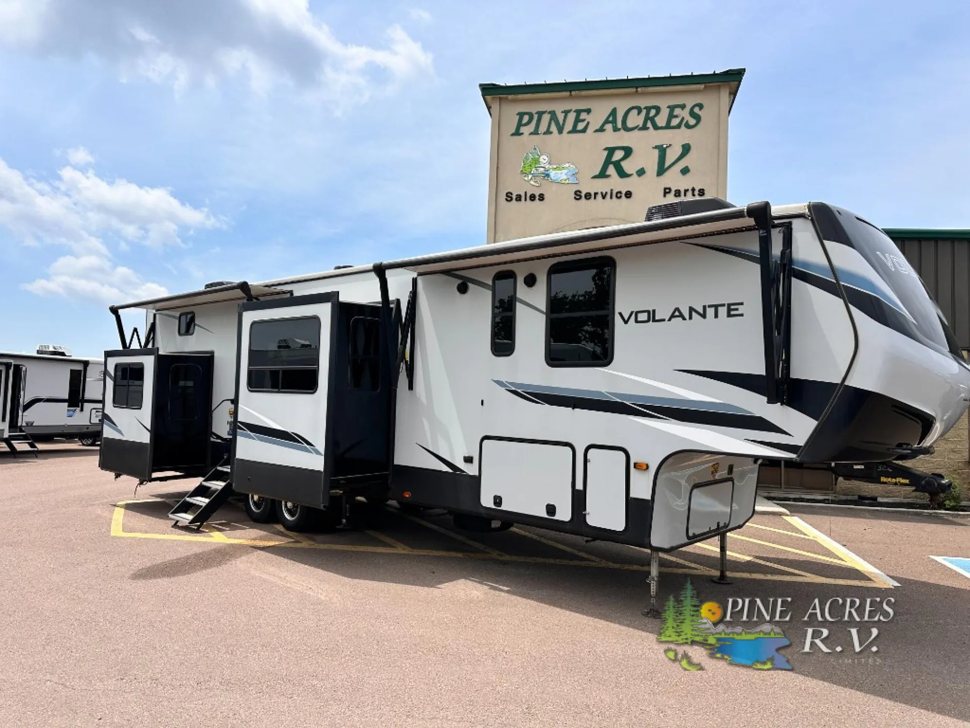 2021 CrossRoads Volante 3861BL - Photo 3