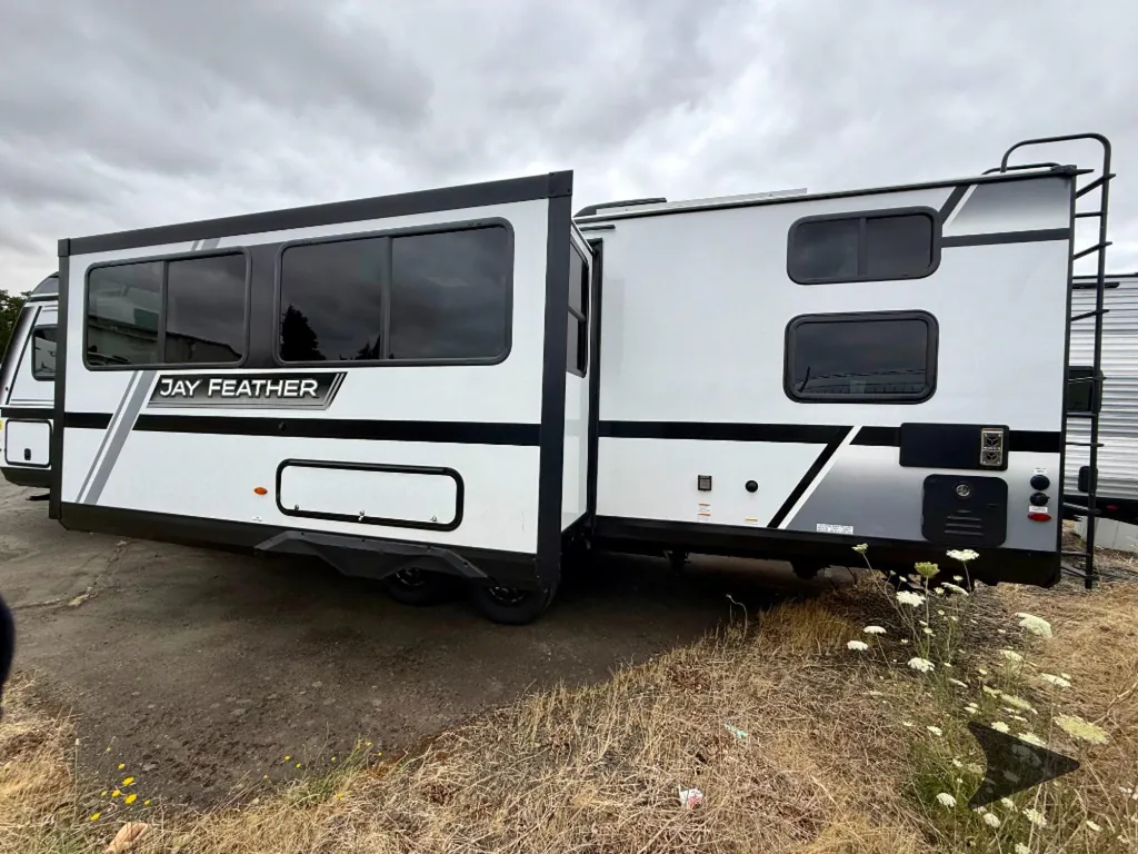 2027 Jayco Jay Feather 29BHB, Photos photo 64