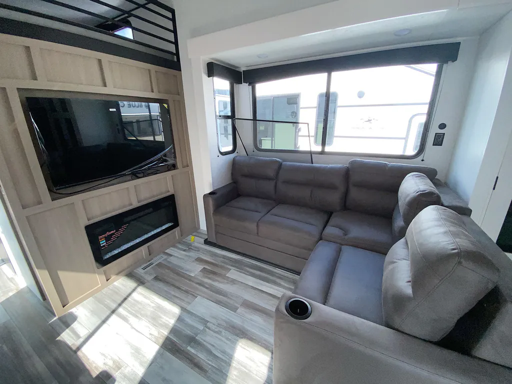 2026 Jayco Jay Flight Bungalow 404LOFT DS, Photos photo 10