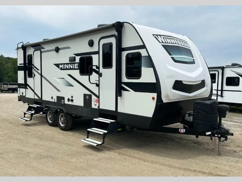 2023 Winnebago Minnie 2500FL - Photo 2