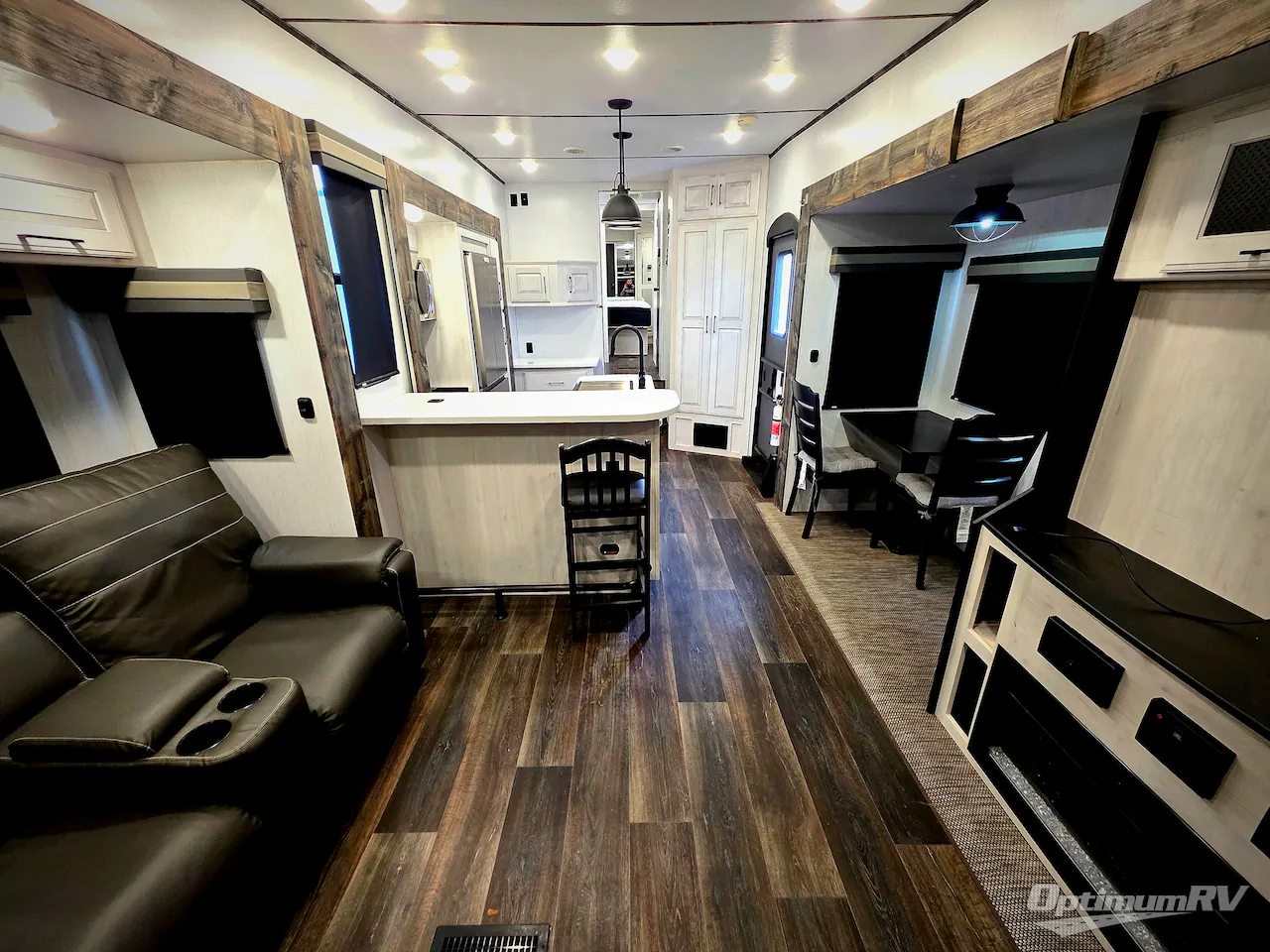 2023 Heartland Bighorn Traveler 35BK - Photo 4