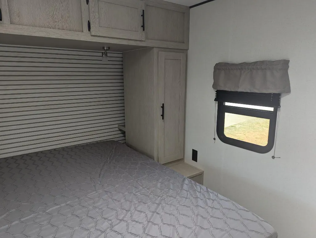 2025 Shasta RVs i-5 Edition 525BHS, Photos photo 11