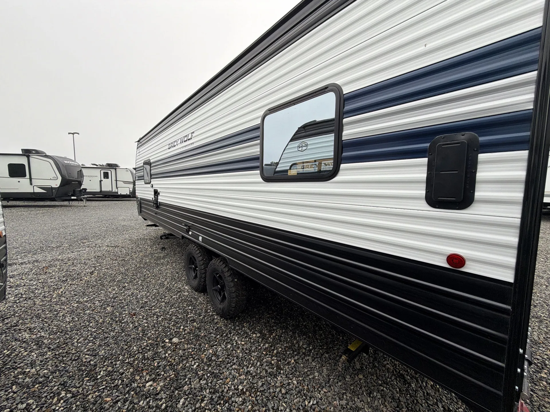 2027 Forest River Cherokee Grey Wolf 22RR — off campside