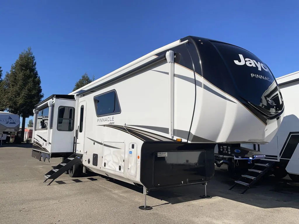 2026 Jayco Pinnacle 36FBTS