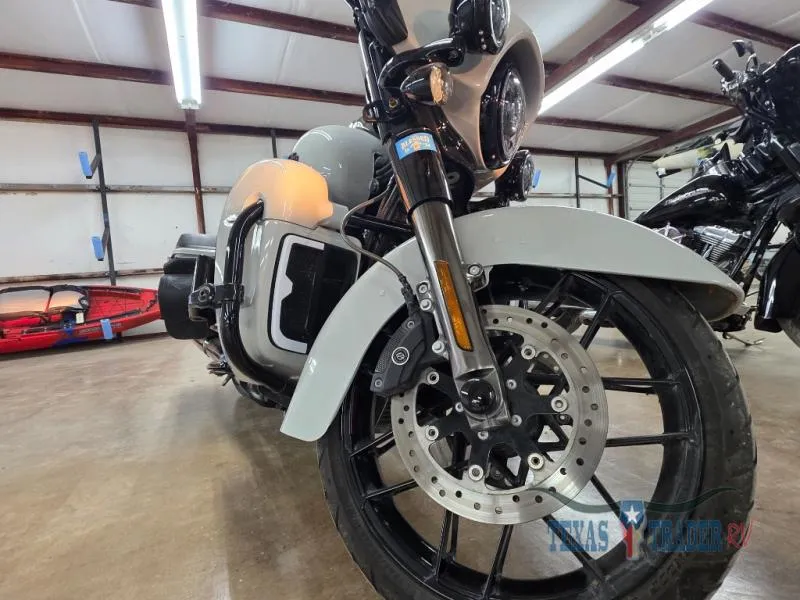 2020 Harley Davidson HARLEY DAVIDSON FLHXSE CVO STREET GLIDE - Photo 2