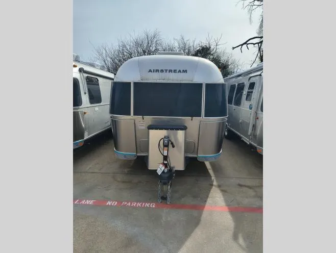 2026 Airstream Globetrotter 27FB - Photo 3