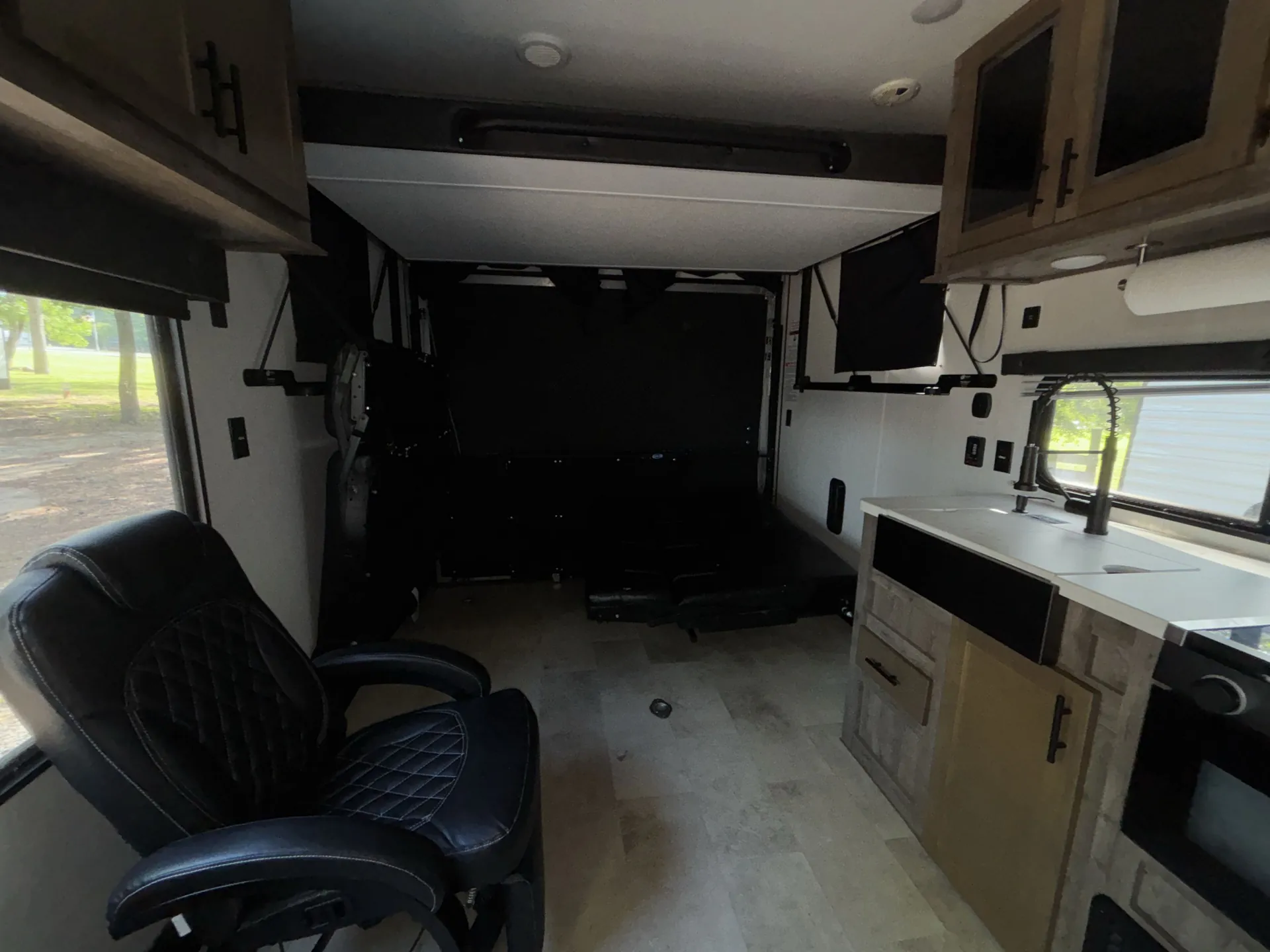 2021 Forest River Vengeance Rogue 25V — living area main