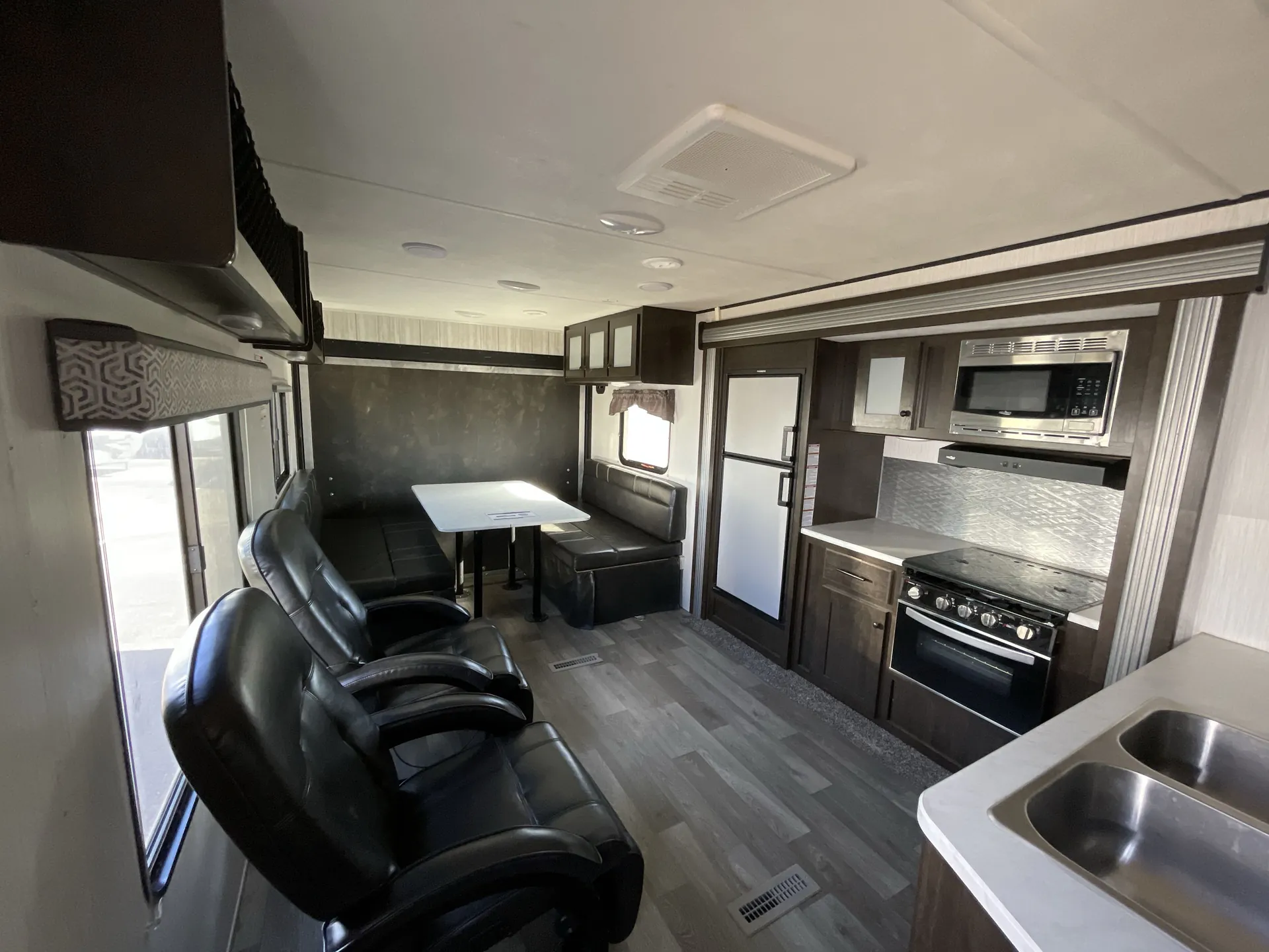 2020 Heartland Pioneer RG27 — living area main