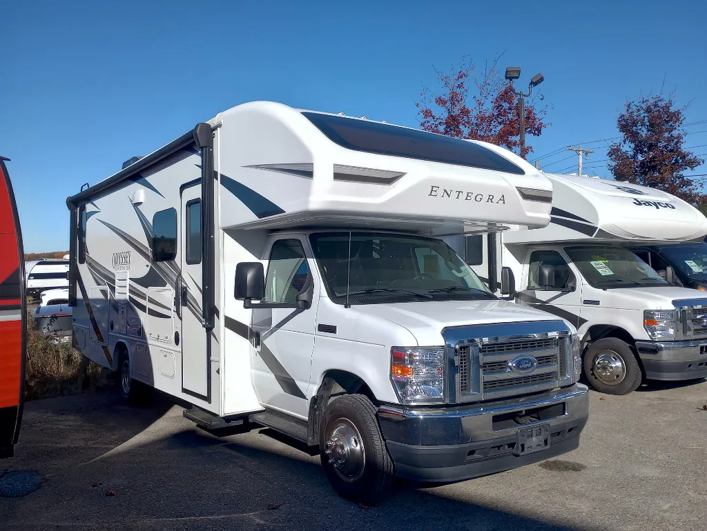 2023 Entegra Coach Odyssey 26M - Photo 2
