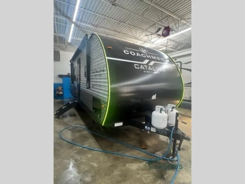2027 Coachmen Catalina Summit Series 8 261BH - Photo 2