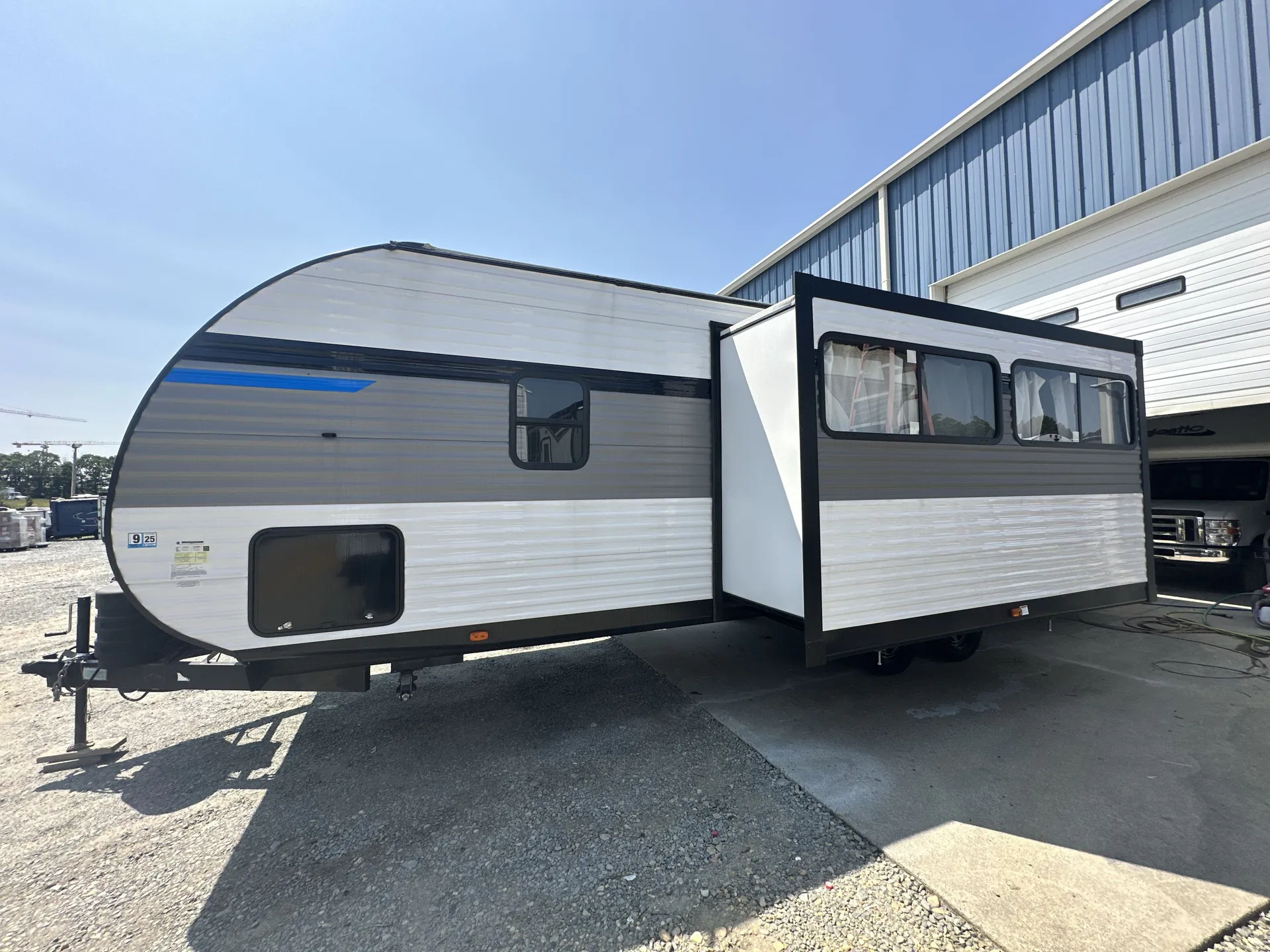 2024 Heartland Pioneer BH261 — living area main