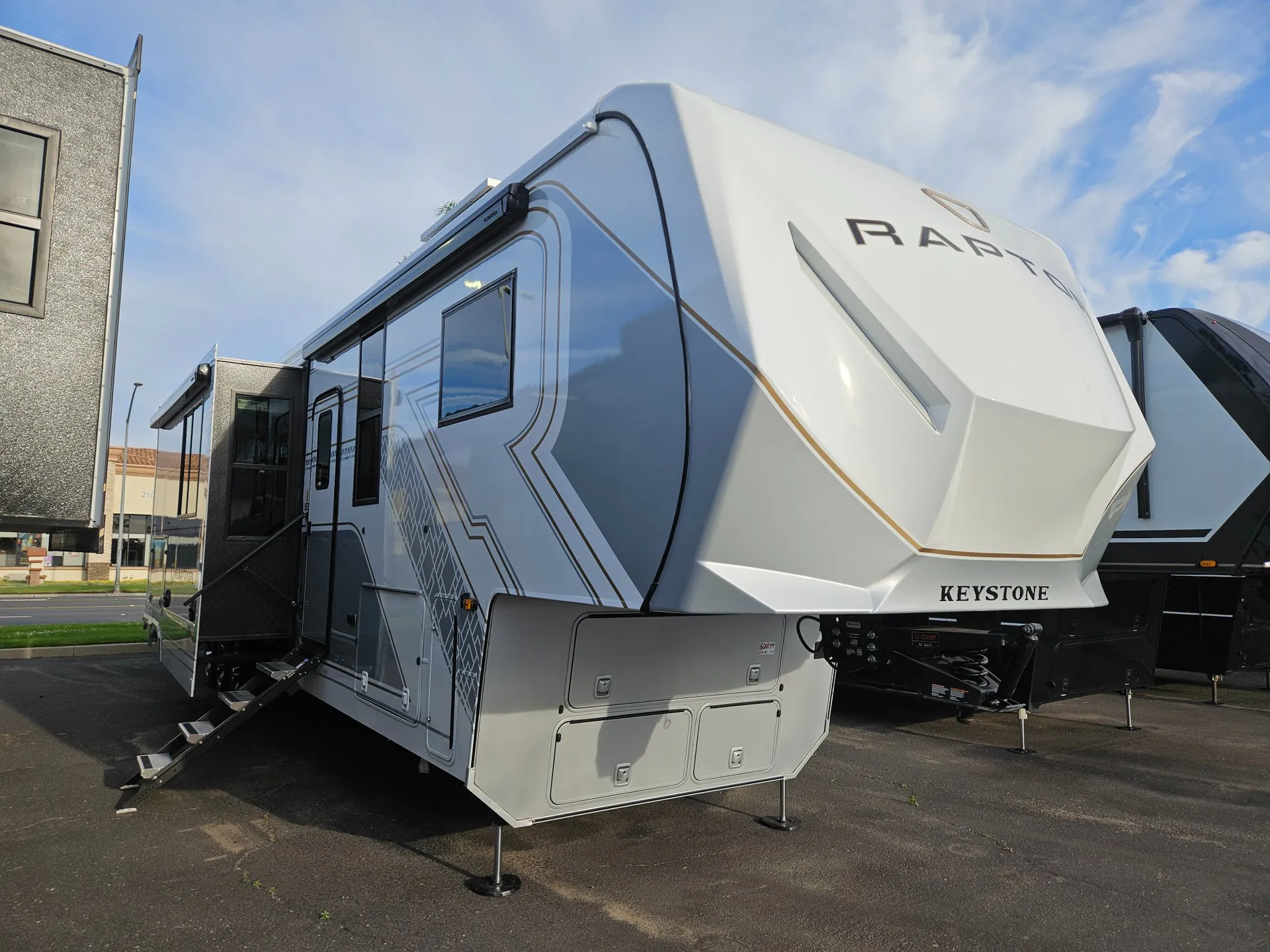 2026 Keystone Raptor 433