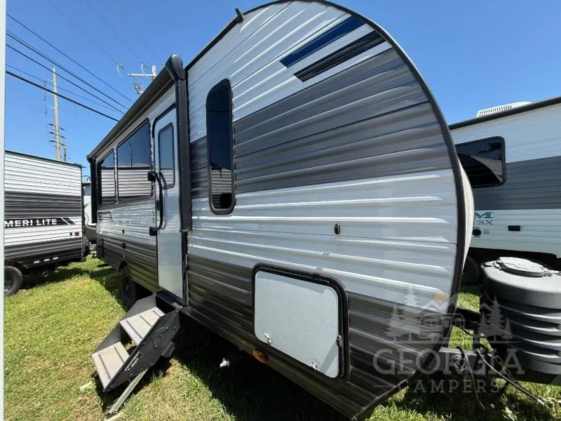 2025 Gulf Stream RV Ameri-Lite Ultra Lite 228SB - Photo 3