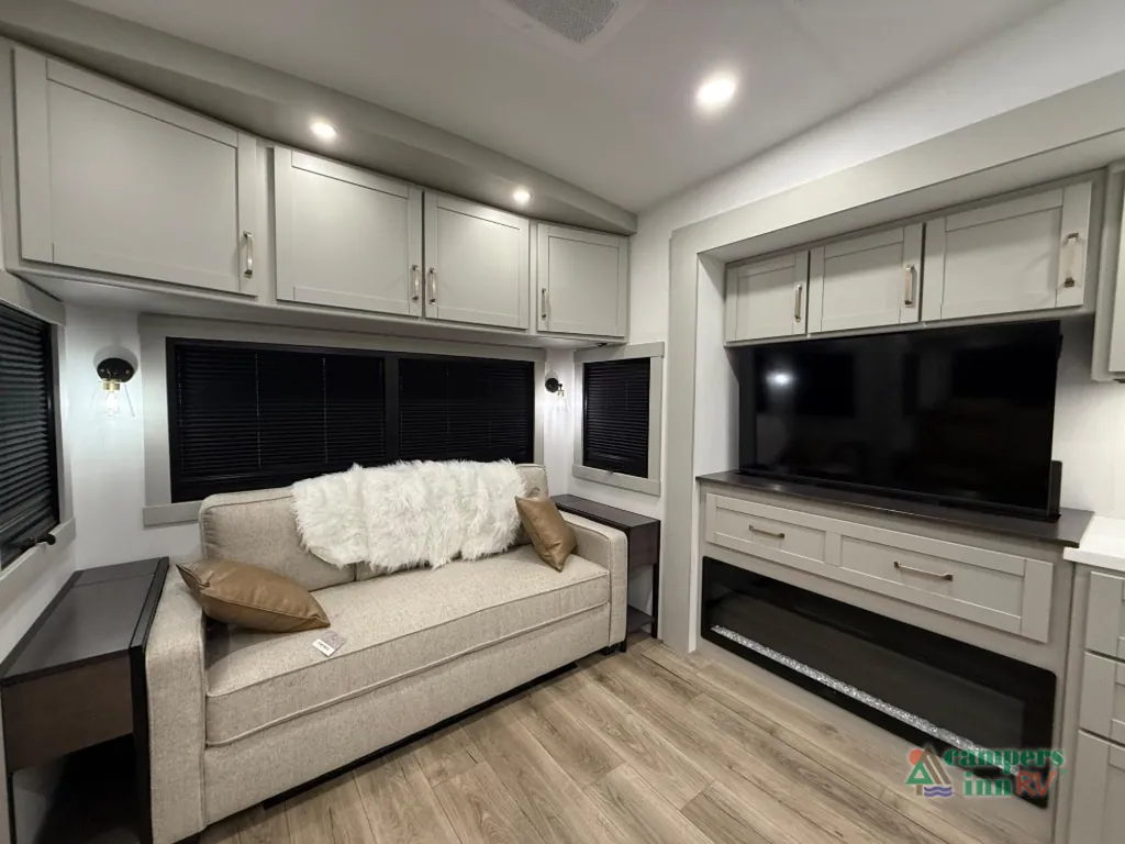 2026 Brinkley Model Z 3600, Photos photo 21