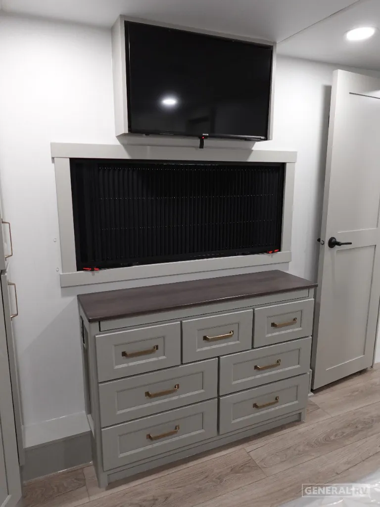 2025 Brinkley Model G 3250, Photos photo 13