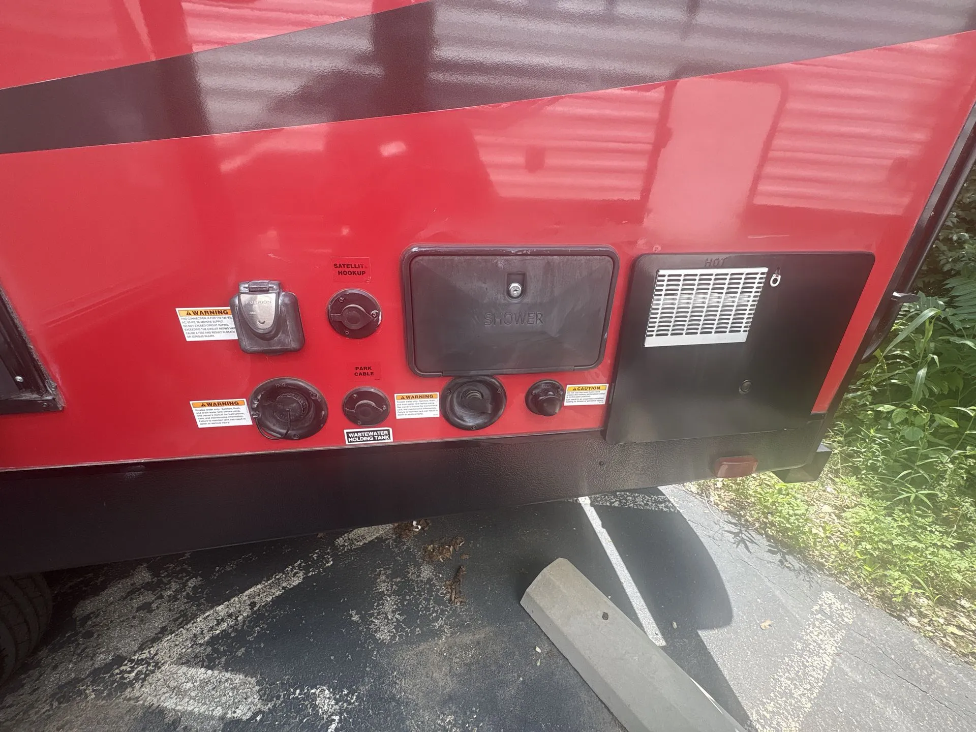 2019 Winnebago Minnie 2401RG - Photo 4