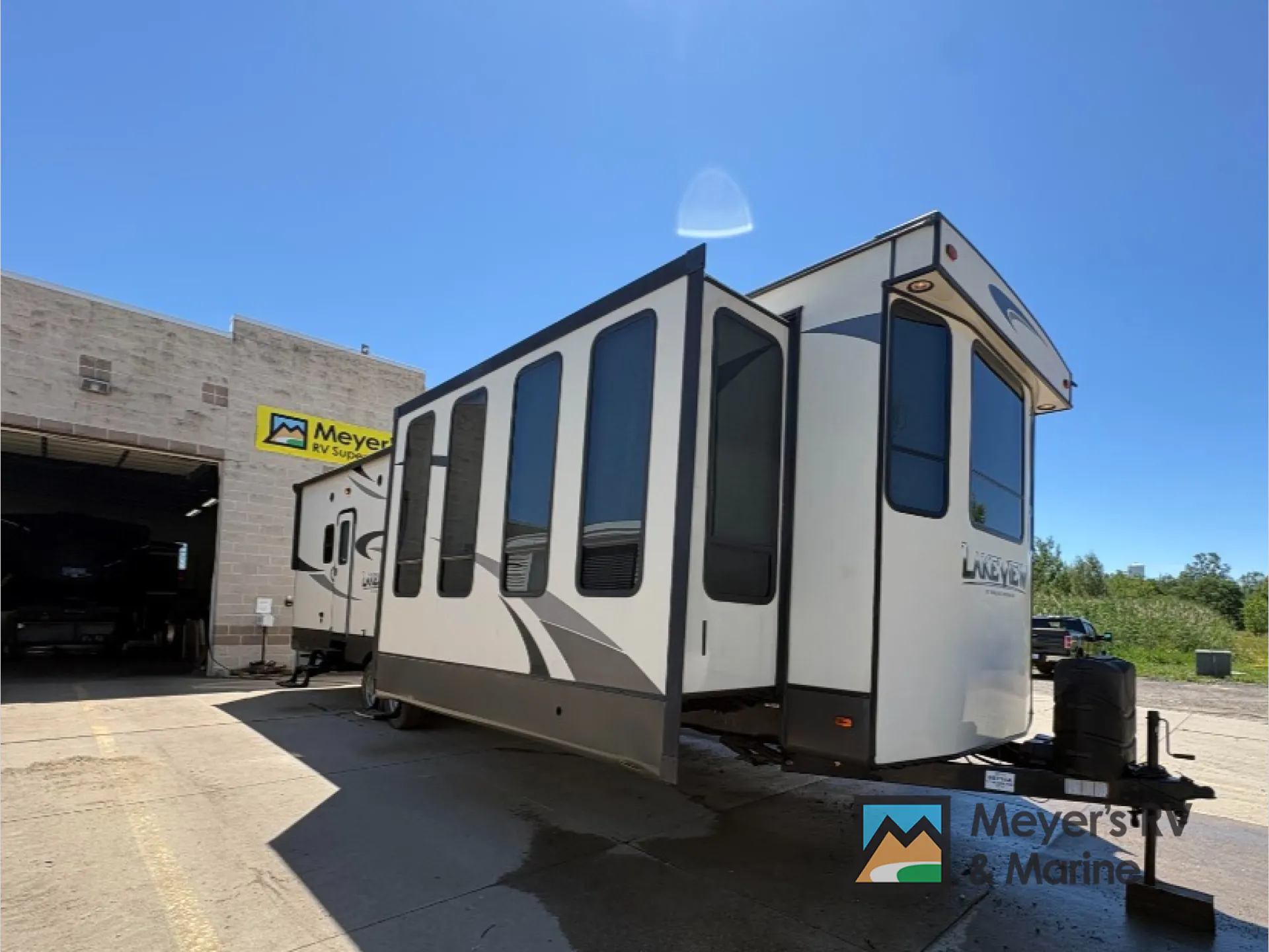 2017 Breckenridge Lakeview 40 FTS - Photo 2