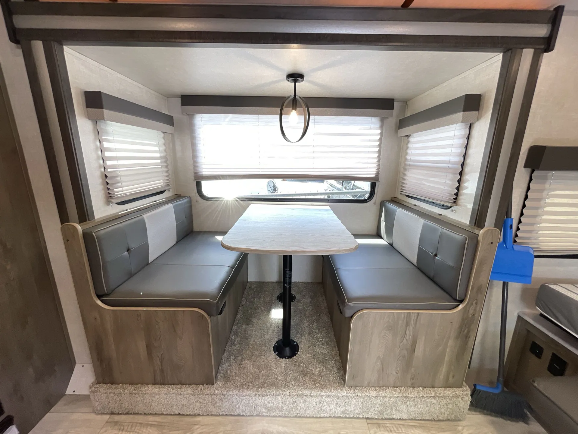 2022 Forest River Surveyor Legend 19MBLE — living area main