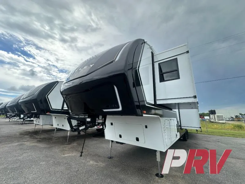 2026 Brinkley Model Z 3610 - Photo 4