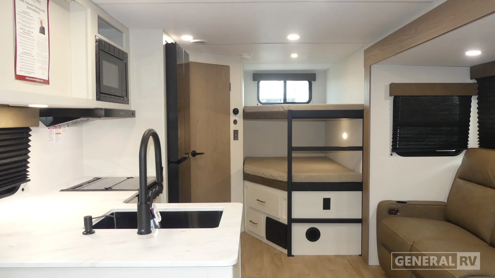 2027 Grand Design Transcend Xplor 23BHX - Photo 3