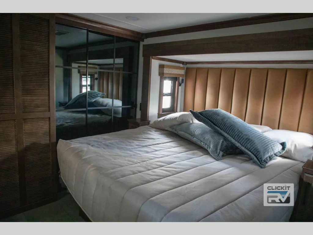 2025 Forest River RiverStone 425FO, Photos photo 33
