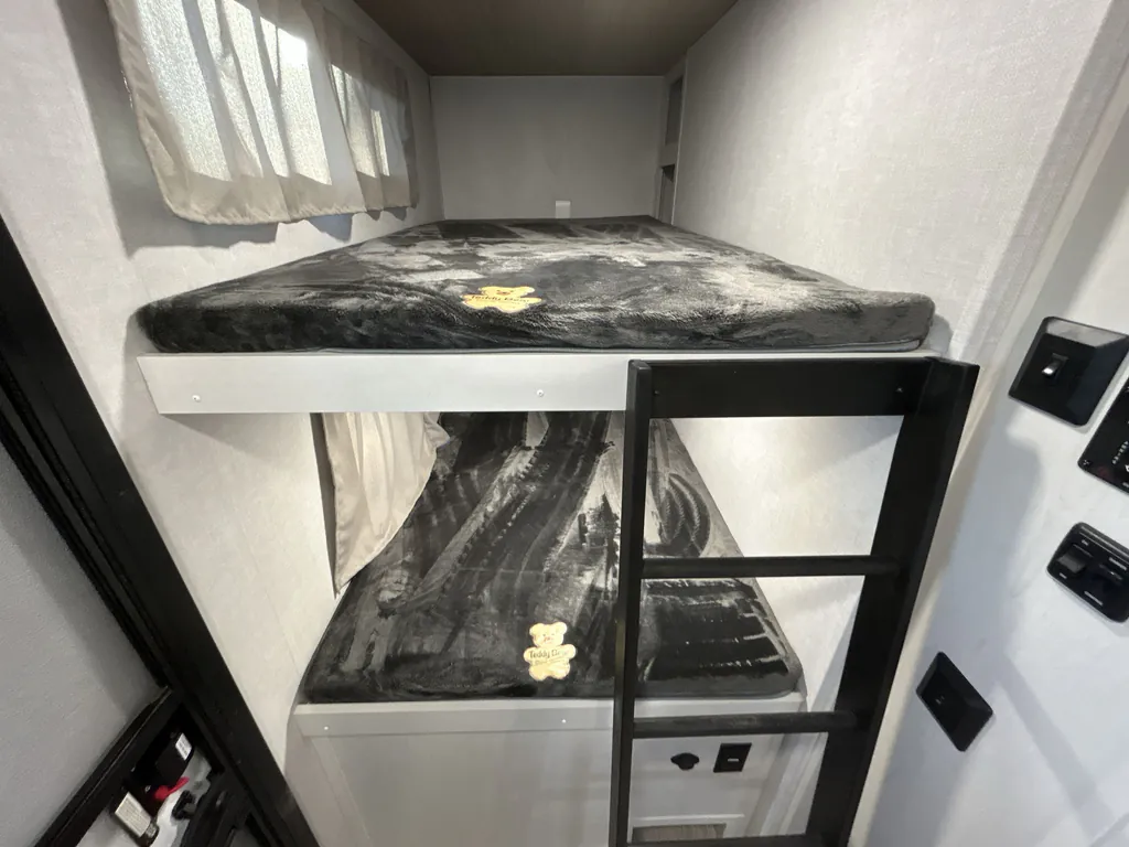 2026 Forest River Vibe Extreme Lite 2600BH, Photos photo 19