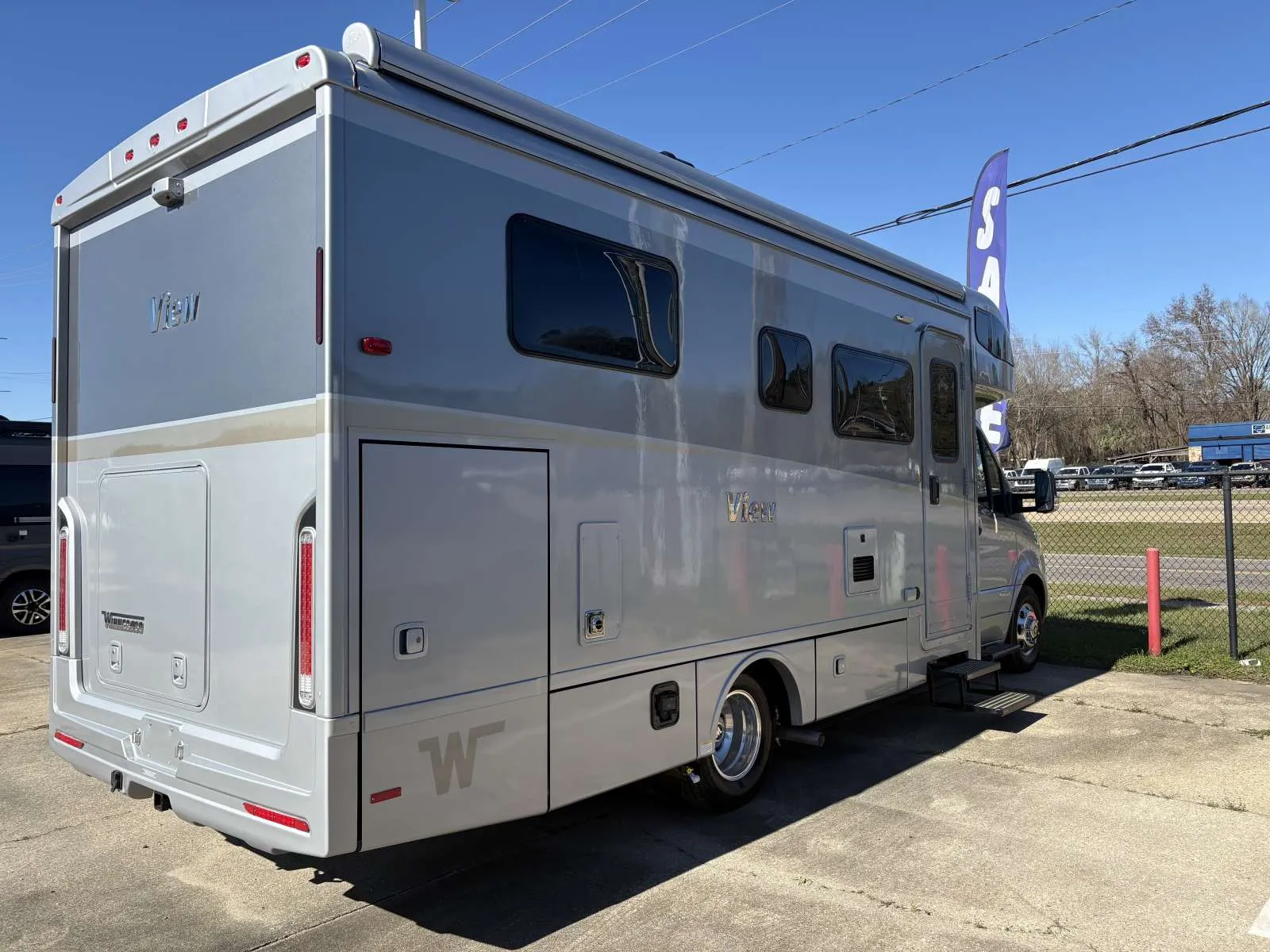2026 Winnebago View 24R - Photo 3
