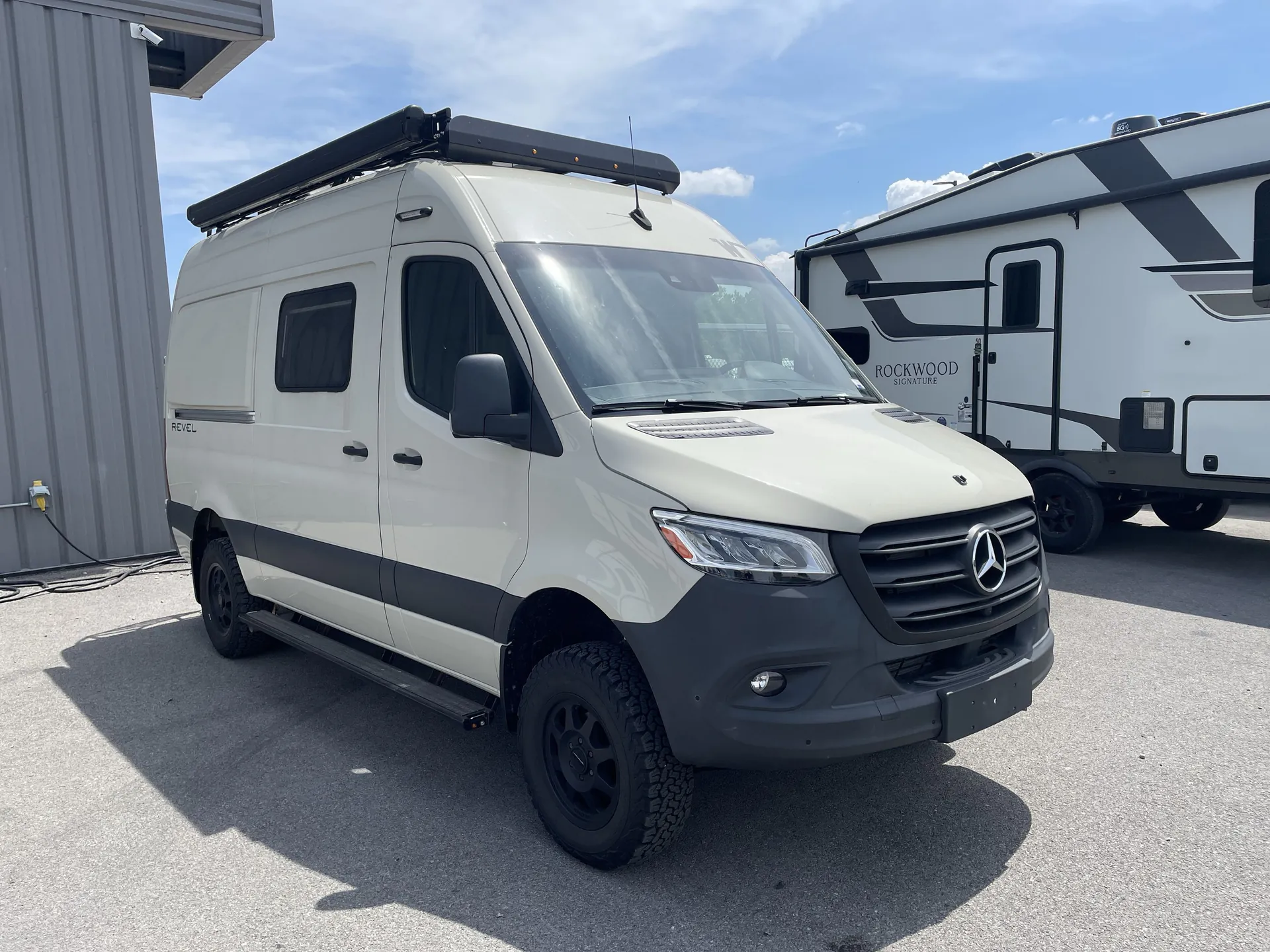 2023 Winnebago Revel 44E - Photo 2