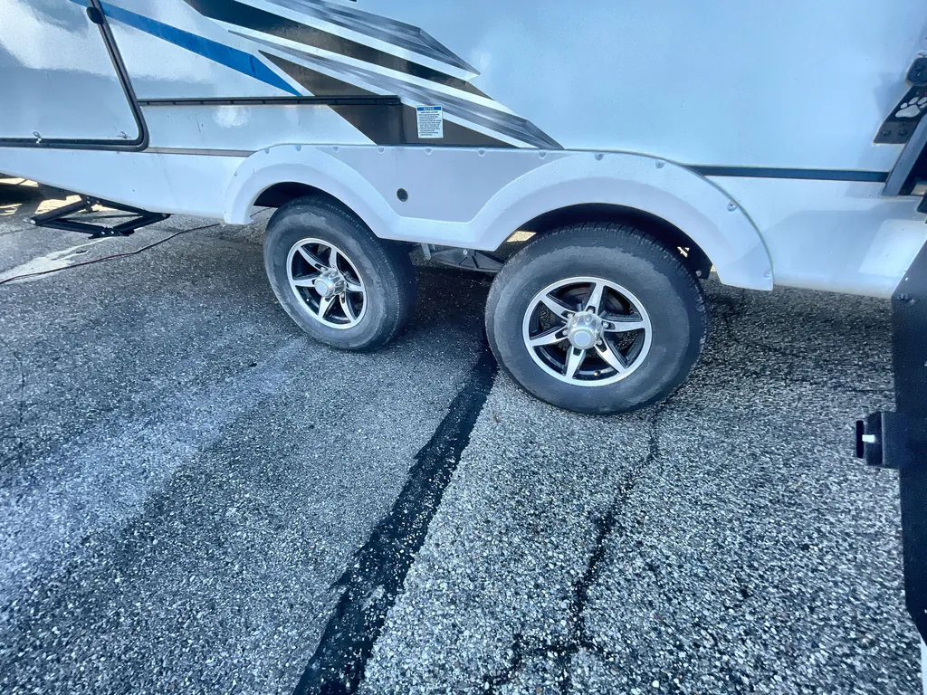 2023 Coachmen Freedom Express Ultra Lite 274RKS, Photos photo 23