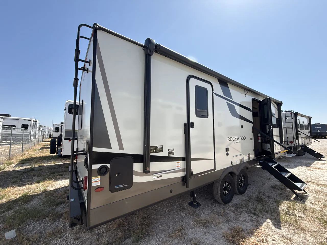 2027 Forest River Rockwood Ultra Lite 2608BS — Photo 5
