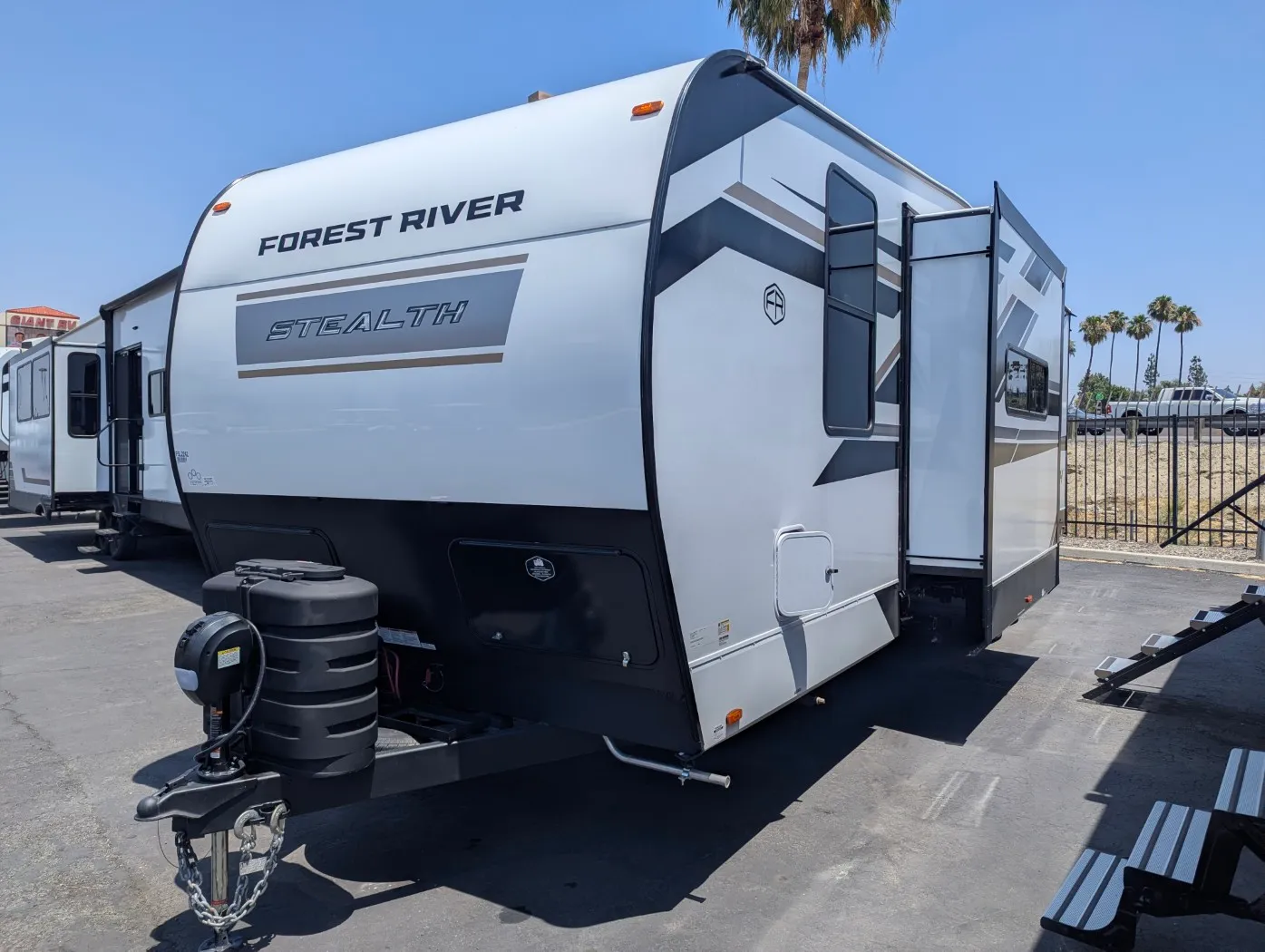 2027 Forest River Stealth 2900 - Photo 4