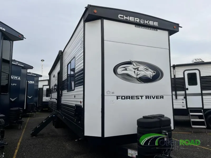 2026 Forest River Cherokee Timberwolf 39TN - Photo 2