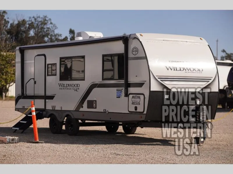 2026 Forest River RV Wildwood Heritage Glen Hyper-Lyte 24RBHL - Photo 3