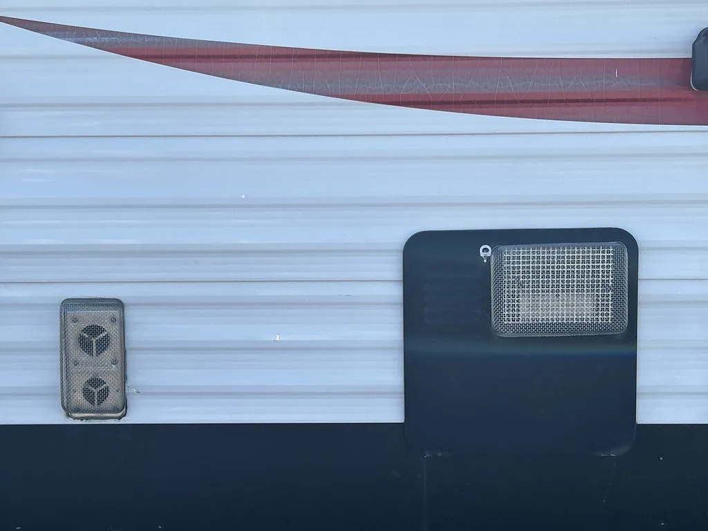 2015 Forest River Vengeance Super Sport 29V - Photo 4