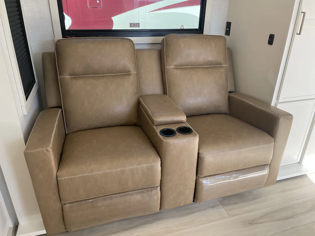 2026 Brinkley Model Ix 20X, Photos photo 12
