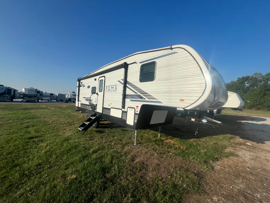 2023 Palomino Puma 257RESS - Photo 2